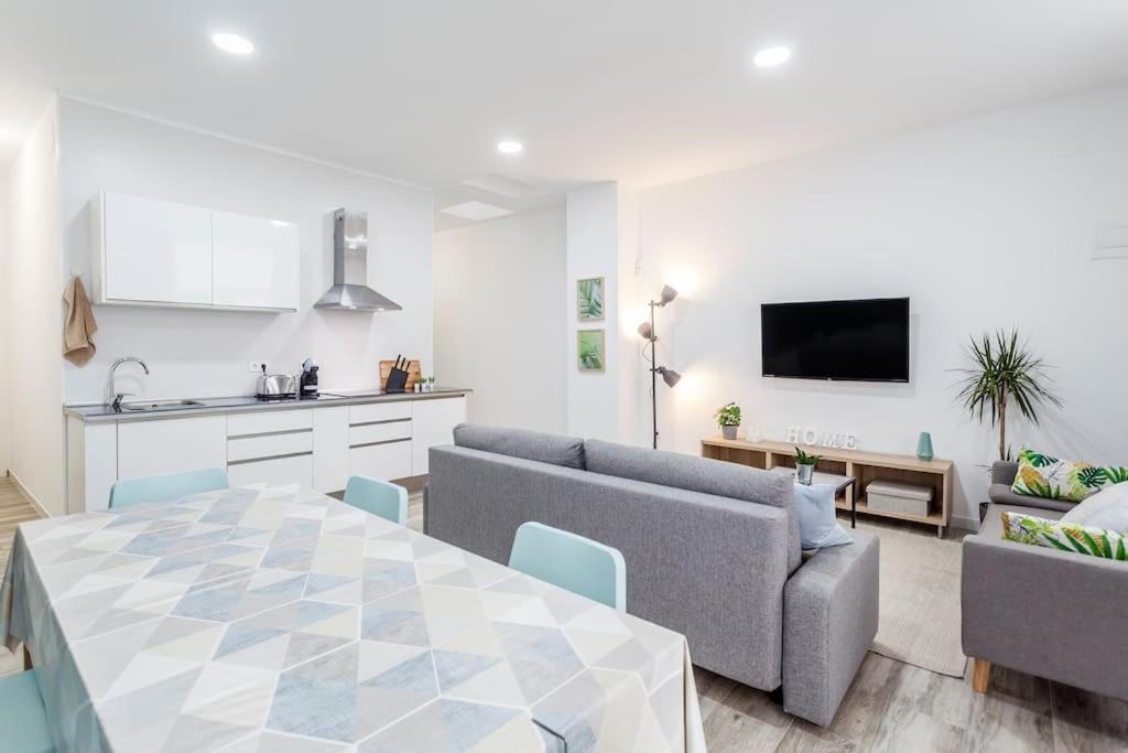 Apartamento Nuevo Cerca De La Playa Y Del Centro Валенсія Екстер'єр фото